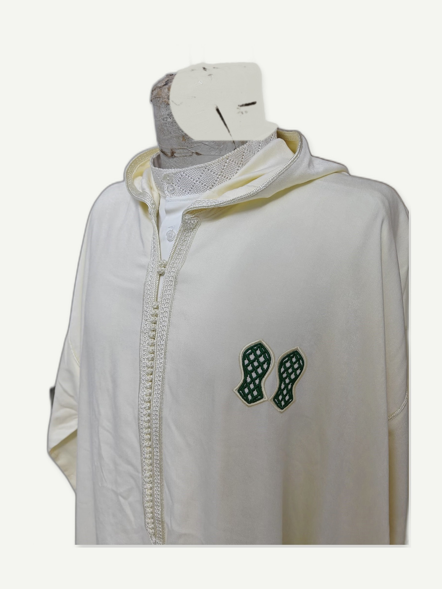 Ivory Hooded Djellaba, Green Detail